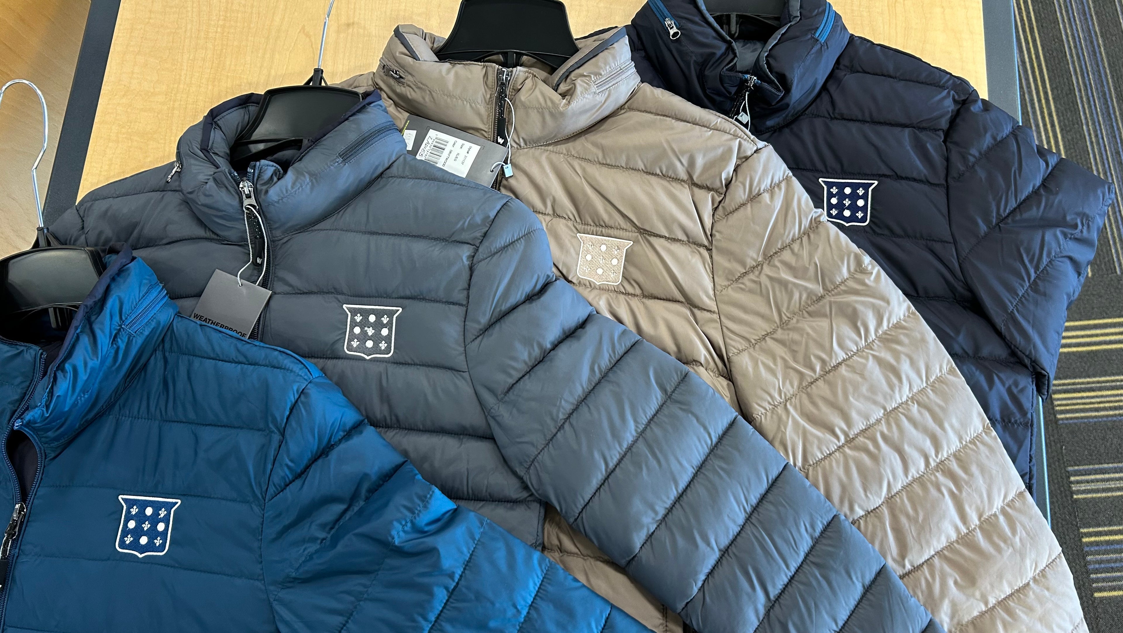 MV PACKABLE Jacket